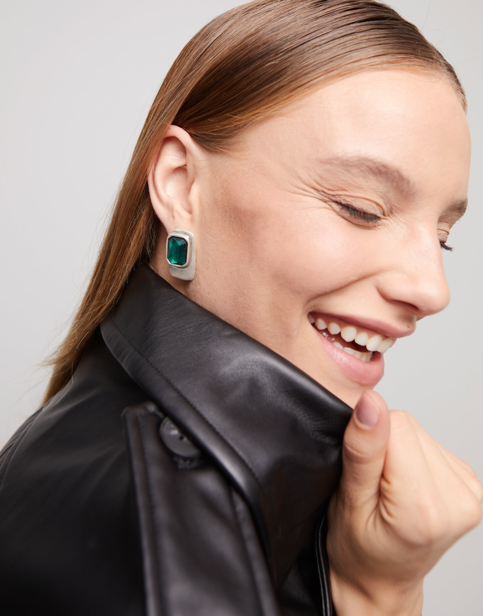 Orecchini di forma rettangolare placcati argento sterling con cristallo verde, Argent, large thumbnail